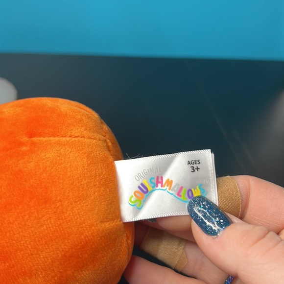 Squishmallow Paige The Pumpkin 5" Jack O Lantern Plush - Picture 3 of 4